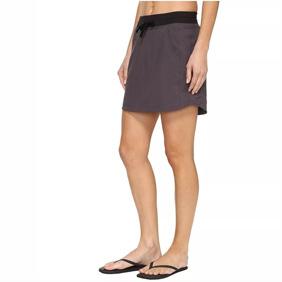NWT The North Face Women’s Class V Skort - Picture 3 of 5